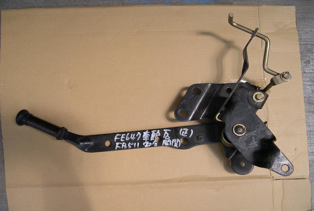 三菱CANTER堅達FB511 / FE647-96年車頭後掀起車頭開關